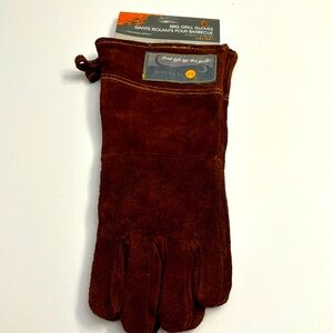 OUTSET Barbecue Grill Gloves - 2 Pieces - Leather - Brown